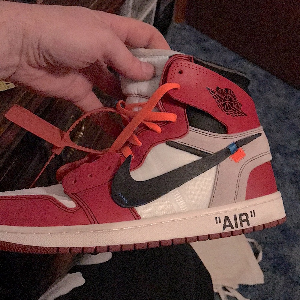 Retro 1 Jordan’s chicagos OFF WHITEX